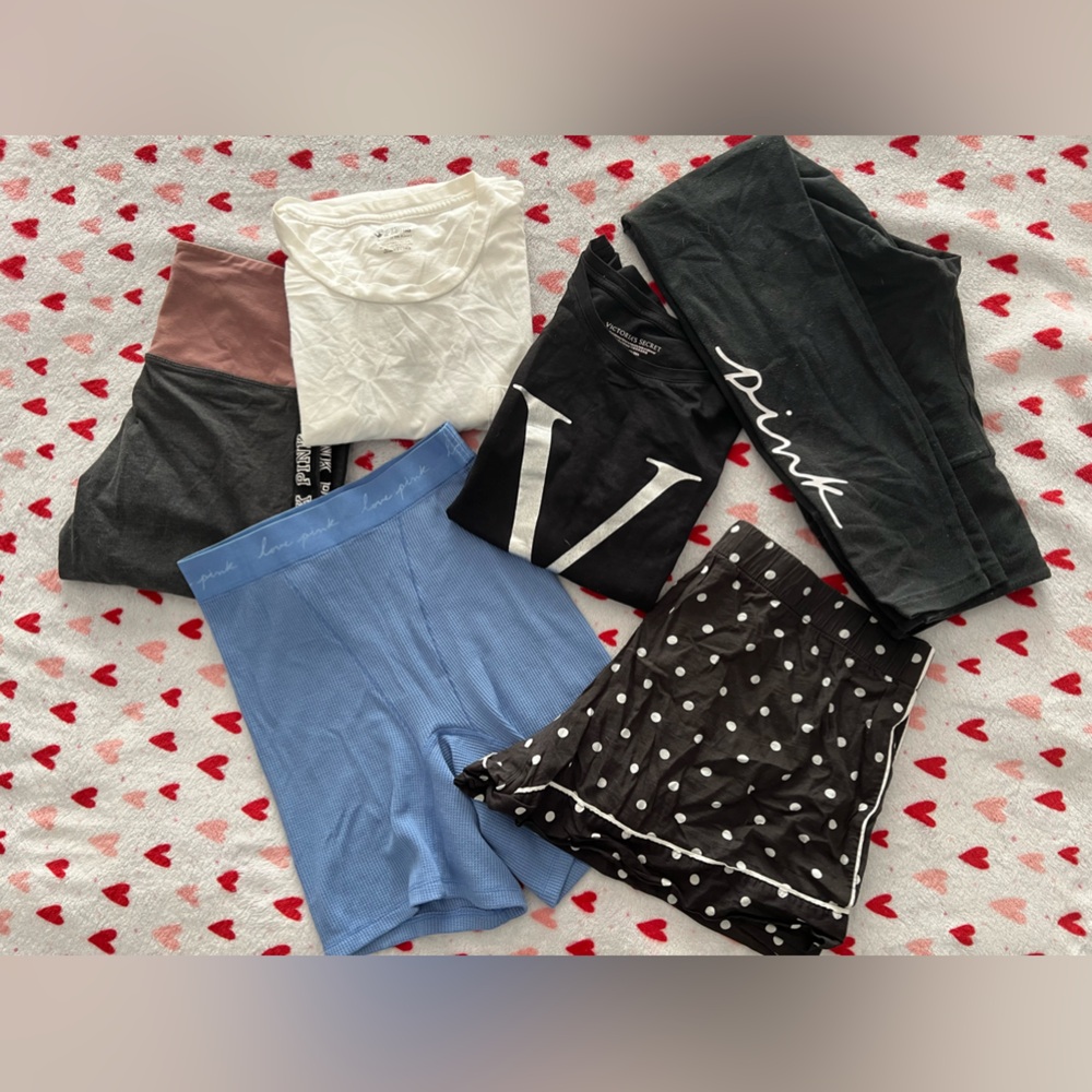 used VS clothes bundle